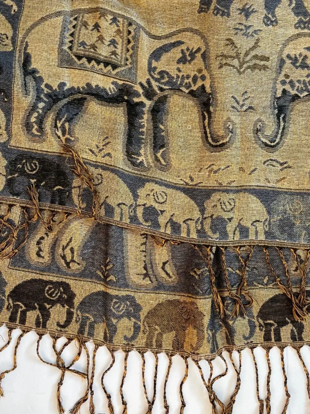 100% Pashmina Cashmere Elephant Scarf Tassel 66